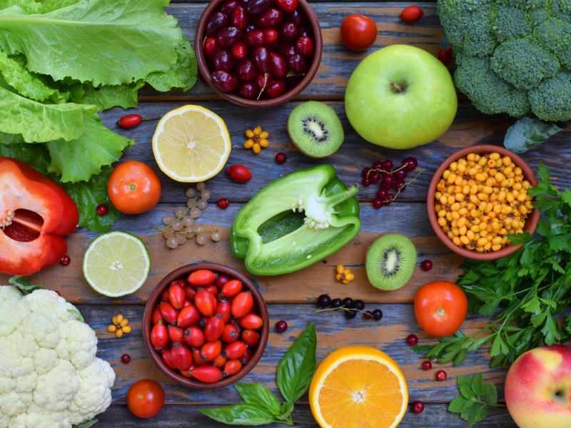 Potraviny bohaté na antioxidanty sú cesnakové paradajky a čo sú