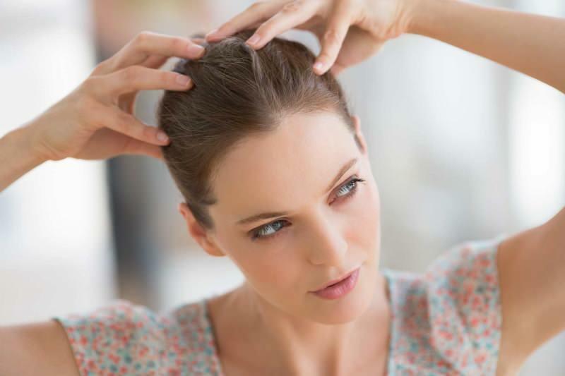 Na čo slúži masáž vlasov a na čo slúži? Tipy na masáž vlasov