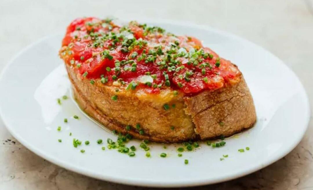 Nepostrádateľný recept španielskej kuchyne! Ako pripraviť pan con tomate? Recept na paradajkový chlieb