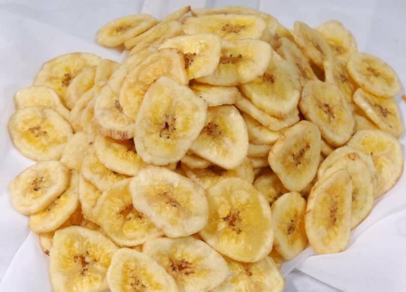 Ako pripraviť pečené banánové plátky? Domáce pečené banánové plátky recept