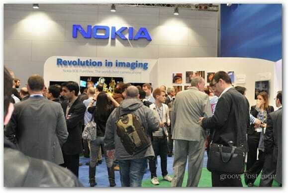 Nokia 808 PureView zasahuje USA dnes?