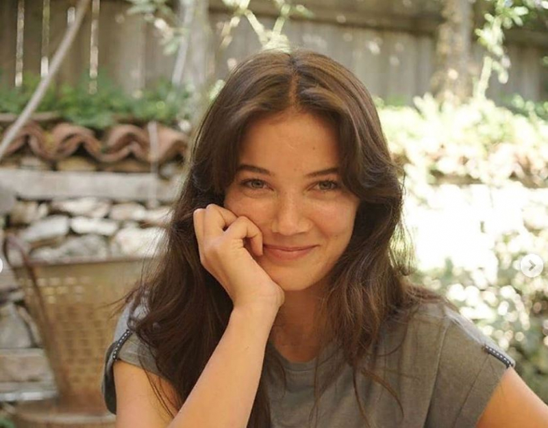 Pınar Deniz: „O moje obočie som sa nestaral!“ Kto je Pınar Deniz?