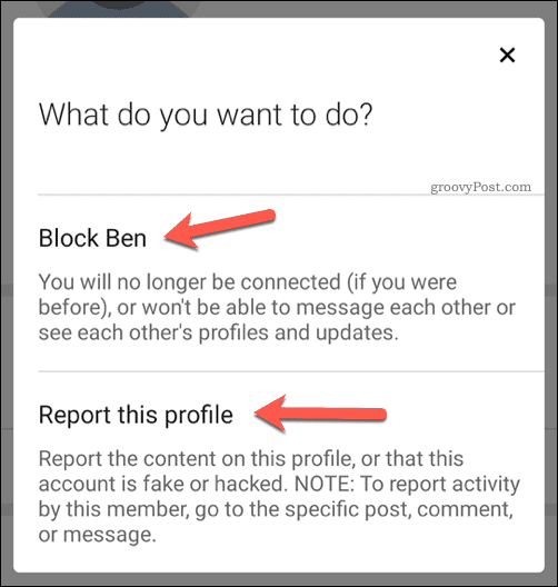 Výber blokovania alebo nahlásenia používateľa na LinkedIn