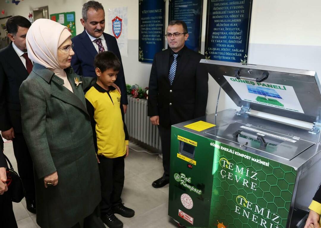 Emine Erdoğan skontrolovala zero waste praktiky základnej školy Ostim