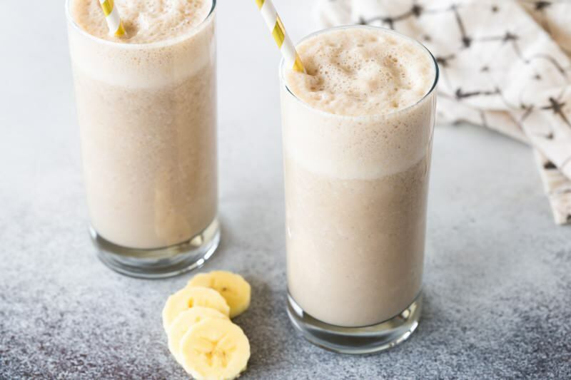 Ako pripraviť najjednoduchší banánový mliečny koktail? Praktický recept na banánové mliečne koktaily