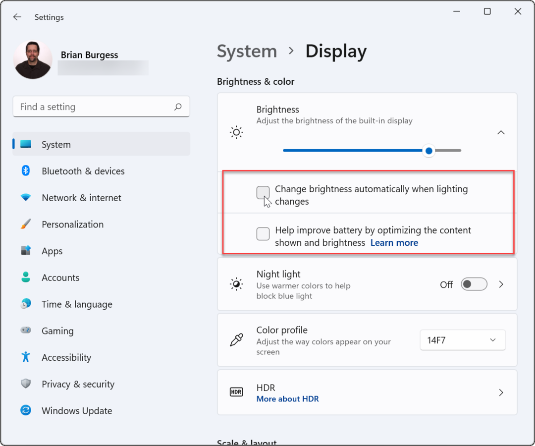 Vypnite alebo spravujte automatický jas v systéme Windows 11
