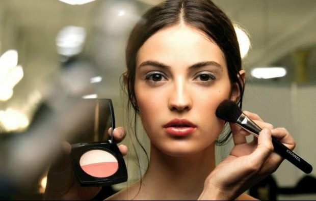 Čo je to Makeup? Aké sú triky?