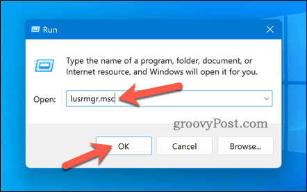 Otvorte lusrmgr v systéme Windows 11