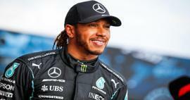 Žiarivá hviezda Formuly 1, Lewis Hamilton, je v Kappadokii! Slávna hviezda obdivovala Turecko