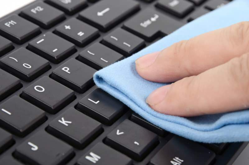 Ako čistiť klávesnicu