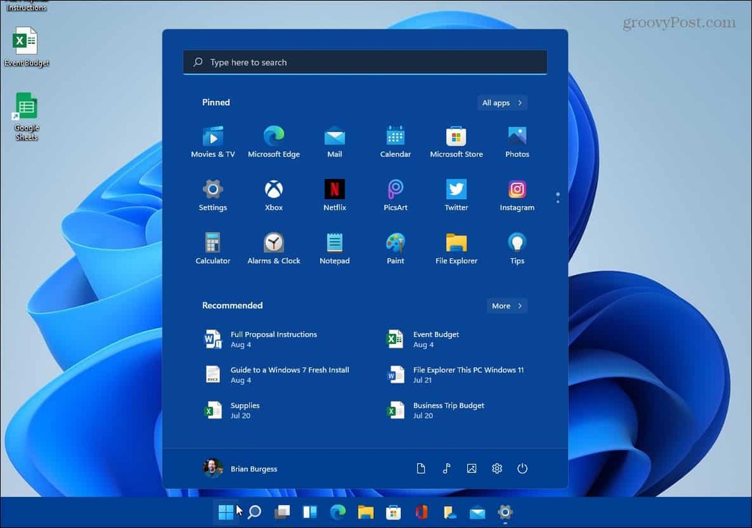 príklad zmeny farebného štartu na paneli úloh Windows 11