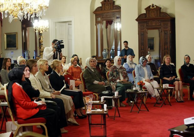 Prvá dáma Erdoğan sa zúčastnila rozhovoru v Dolmabahçe