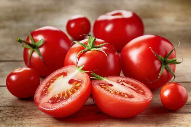 kyslé potraviny, ako sú paradajky, vyvolávajú gastritídu