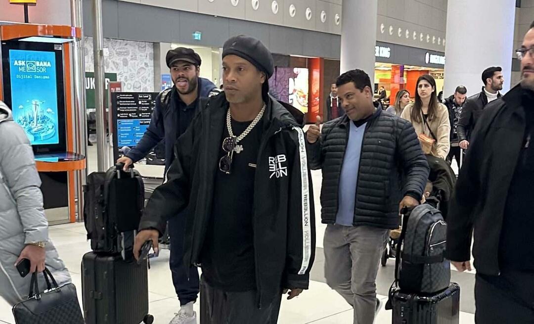 Legendárny futbalista Ronaldinho prišiel do Istanbulu!