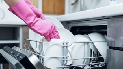 Predmety, ktoré by nemali byť umiestnené v umývačke riadu