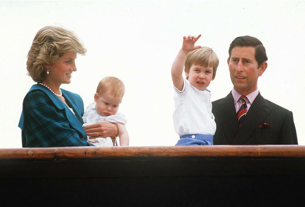 Princezná Diana, kráľ Karol III. a ich deti