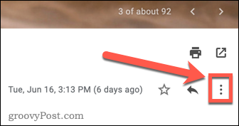 Ikona ponuky s tromi bodkami v Gmaile