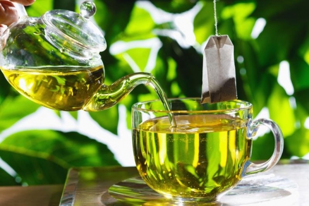 Výhody pitia zeleného čaju na lačný žalúdok