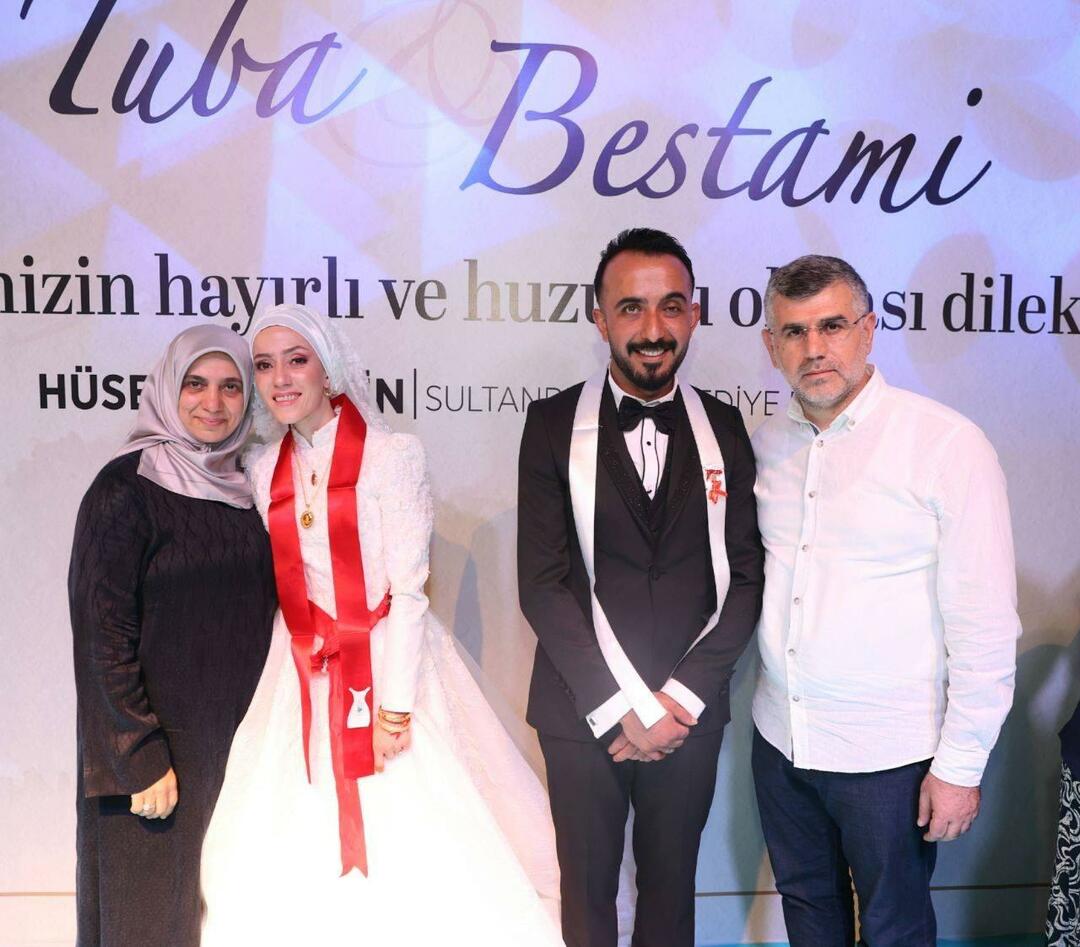 Dvojica, ktorá prežila zemetrasenie, ktorej svadobné šaty ušila Emine Erdoğan, vstúpila do svetového domu!