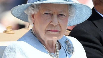 Kráľovná 2. Správy, ktoré bijú Elizabeth!