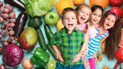 Čo by sa malo urobiť s dieťaťom, ktoré nemá radi a nejesť zeleninu? Kŕmiť detský špenát ...