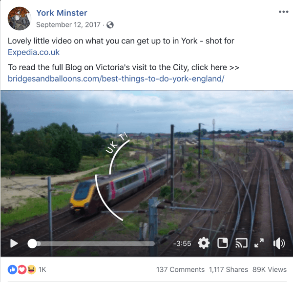 Príklad príspevku na Facebooku s turistickými informáciami od York Minster.